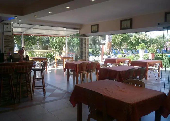 Hotel de apartamente Flamingo Corfu 3*