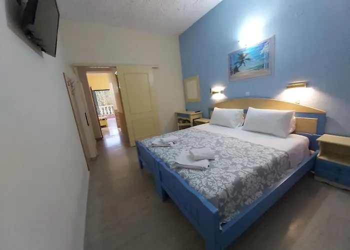 Aparthotel Flamingo Corfu 3*