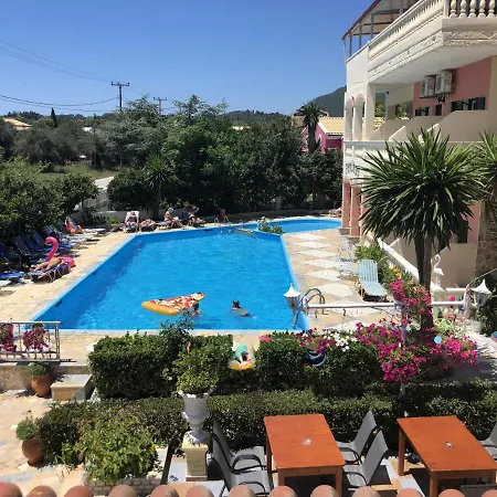 Aparthotel Flamingo Corfu Moraḯtika