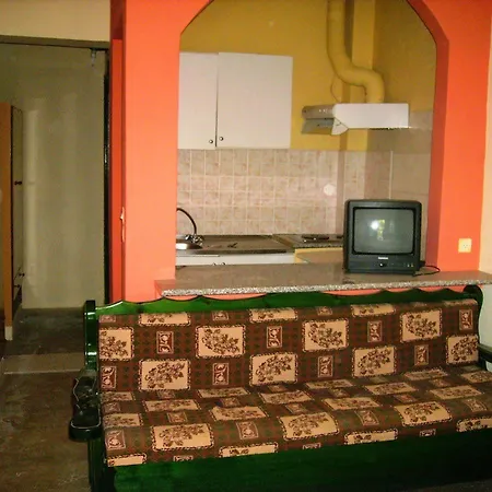 Flamingo Corfu 3* مورايتيكا